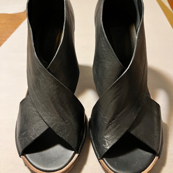 Del Carlo Black Open Toe High Heel Platforms main image 11